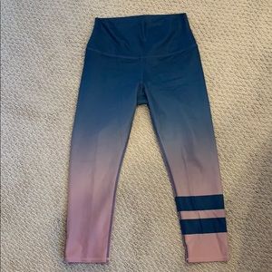 Alo- capri leggings